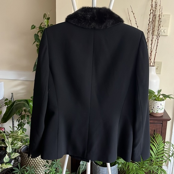 🖤 TAHARI By Arthur S.Levine Fur Collar Black Coat Jacket Vintage-Women 10 - Picture 9 of 16